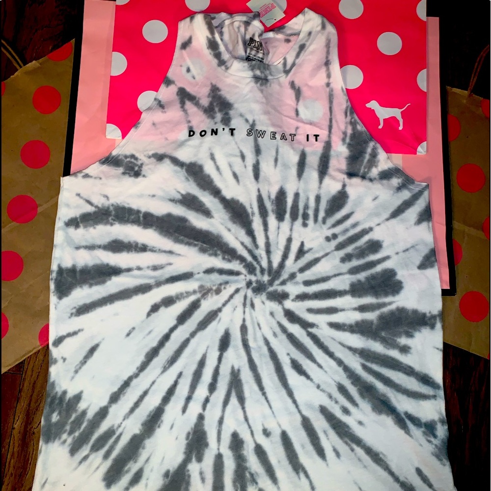 NEW VS PINK size S tie-dye twist back logo tank